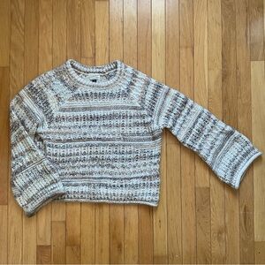 Universal Thread Crewneck Pullover Flare Sleeve Cable Knit Sweater Size L Beige